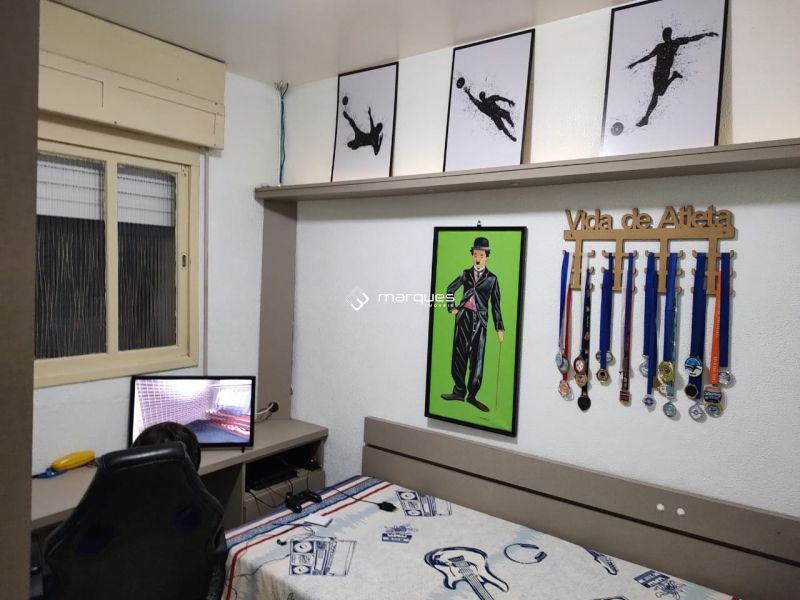 Sobrado com 2 quartos, 1 banheiro e 147m² à venda no bairro Areal, Pelotas