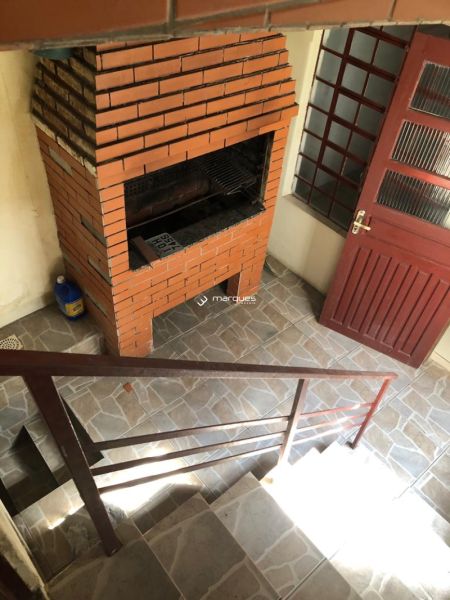 Casa com 4 quartos, 3 banheiros e 252m² à venda no bairro Centro, Pelotas
