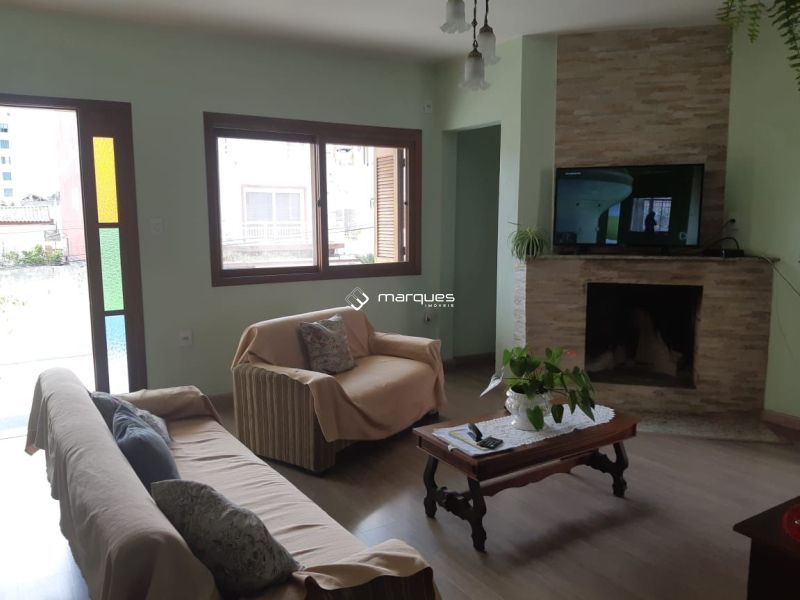Apartamento com 3 quartos, 2 banheiros e 132m² à venda no bairro Centro, Pelotas