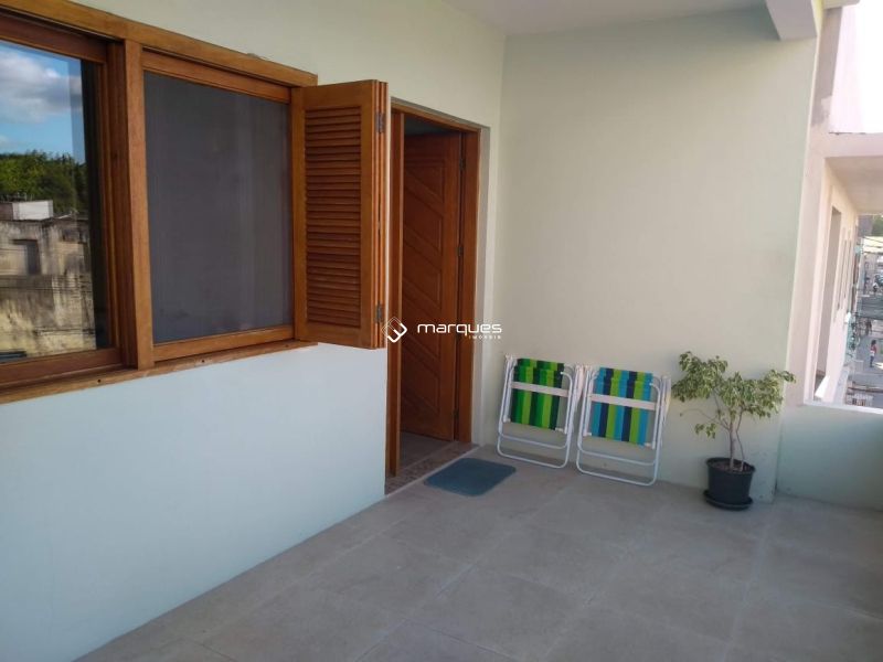 Apartamento com 3 quartos, 2 banheiros e 132m² à venda no bairro Centro, Pelotas