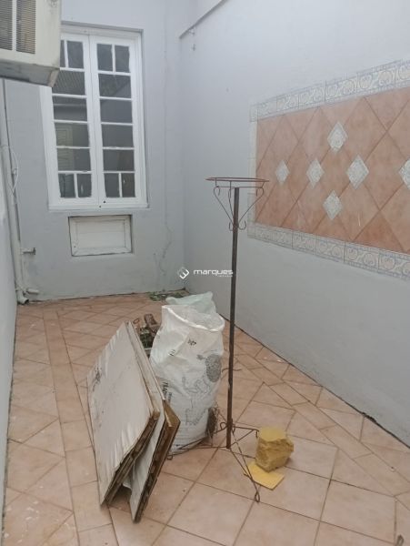 Casa com 3 quartos, 2 banheiros e 86m² à venda no bairro Centro, Pelotas