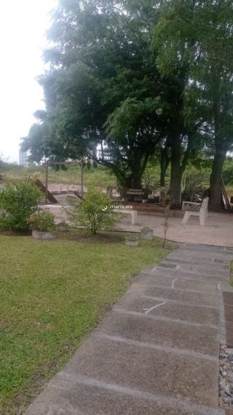 Apartamento com 2 quartos, 2 banheiros e 65m² à venda no bairro Três Vendas, Pelotas