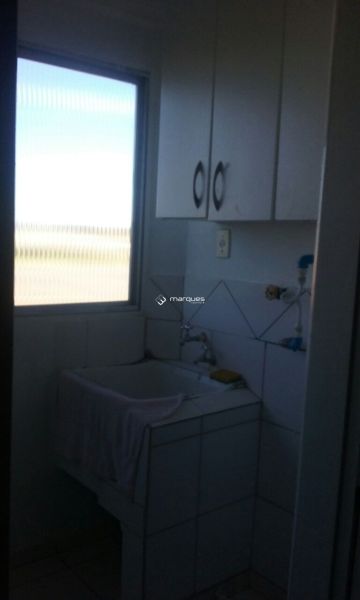 Apartamento com 2 quartos, 2 banheiros e 65m² à venda no bairro Três Vendas, Pelotas