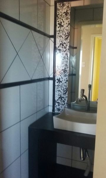 Apartamento com 2 quartos, 2 banheiros e 65m² à venda no bairro Três Vendas, Pelotas