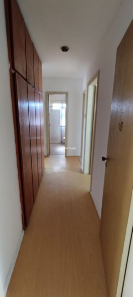 Apartamento com 3 quartos, 2 banheiros e 90m² à venda no bairro Centro, Pelotas
