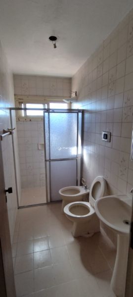 Apartamento com 3 quartos, 2 banheiros e 90m² à venda no bairro Centro, Pelotas
