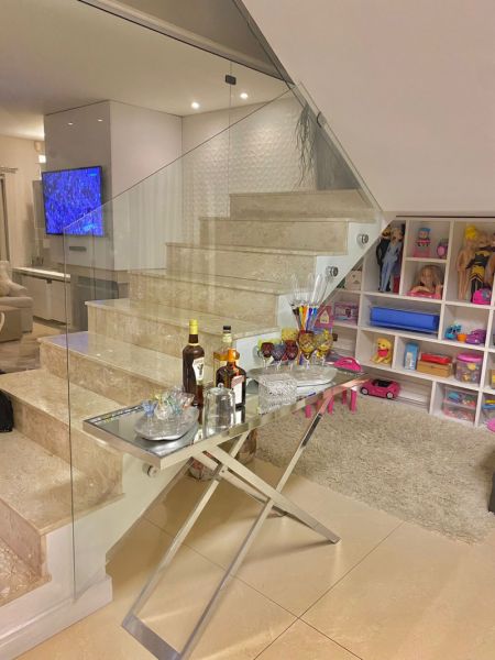 Casa com 4 quartos, 5 banheiros e 300m² à venda no bairro Três Vendas, Pelotas