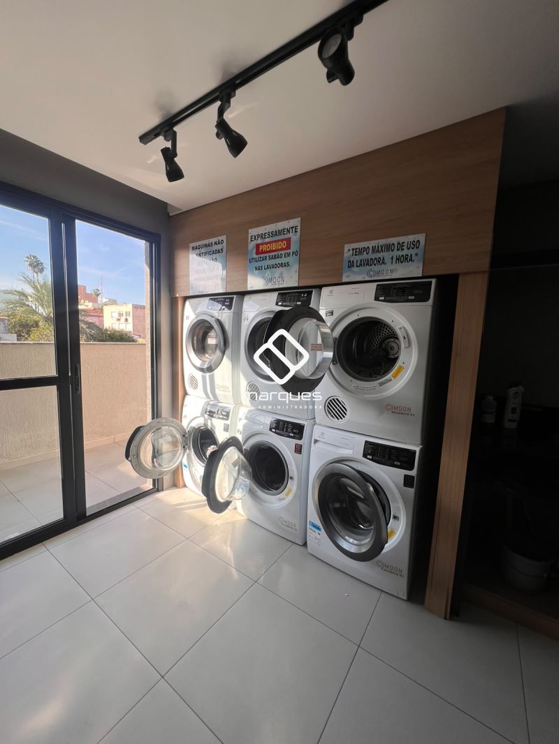 Apartamento com 1 quarto, 1 banheiro e 54m² para alugar no bairro Centro, Pelotas