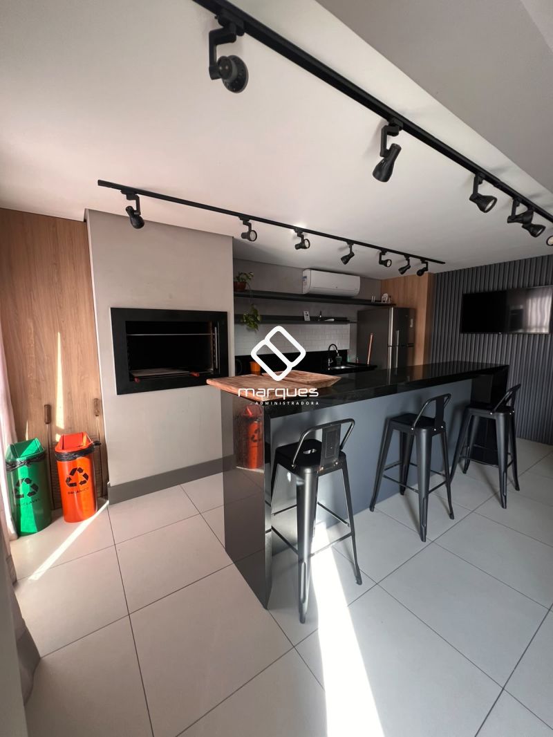 Apartamento com 1 quarto, 1 banheiro e 54m² para alugar no bairro Centro, Pelotas