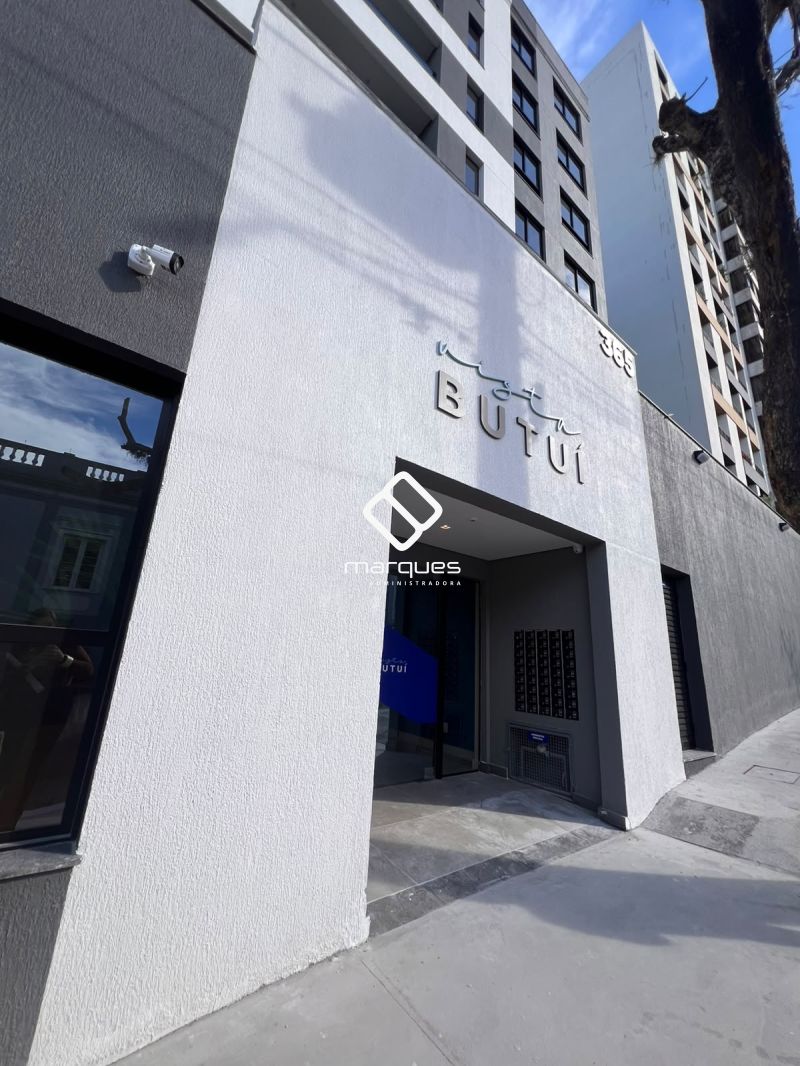 Apartamento com 1 quarto, 1 banheiro e 32m² para alugar no bairro Centro, Pelotas