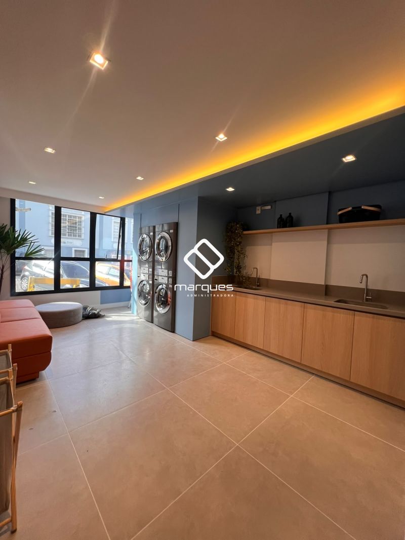 Apartamento com 1 quarto, 1 banheiro e 32m² para alugar no bairro Centro, Pelotas