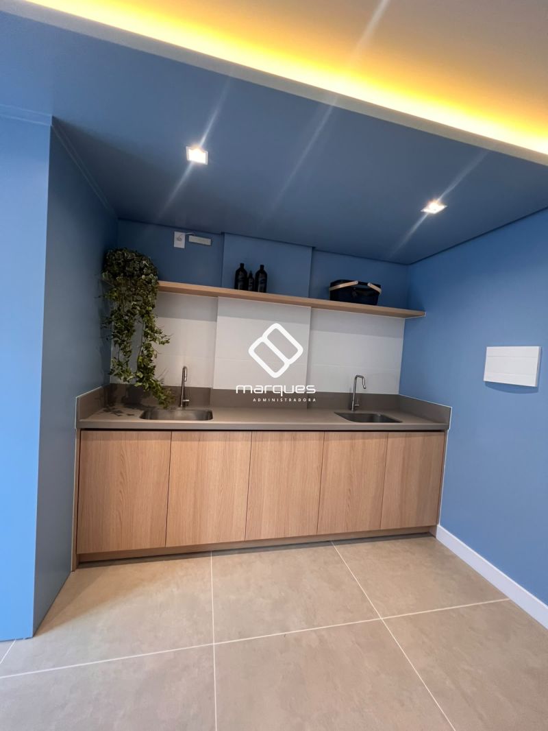Apartamento com 1 quarto, 1 banheiro e 32m² para alugar no bairro Centro, Pelotas