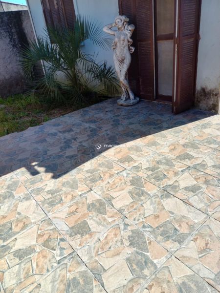 Casa com 3 quartos, 3 banheiros e 128m² à venda no bairro Fragata, Pelotas