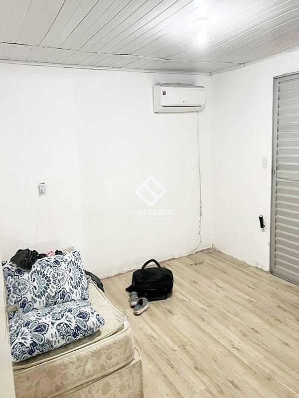 Casa com 2 quartos, 1 banheiro e 100m² à venda no bairro Areal, Pelotas