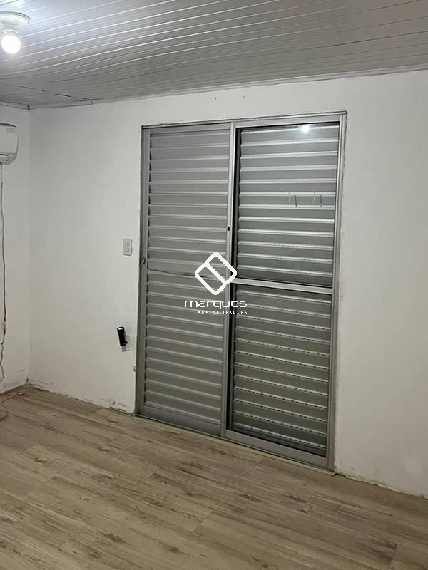 Casa com 2 quartos, 1 banheiro e 100m² à venda no bairro Areal, Pelotas