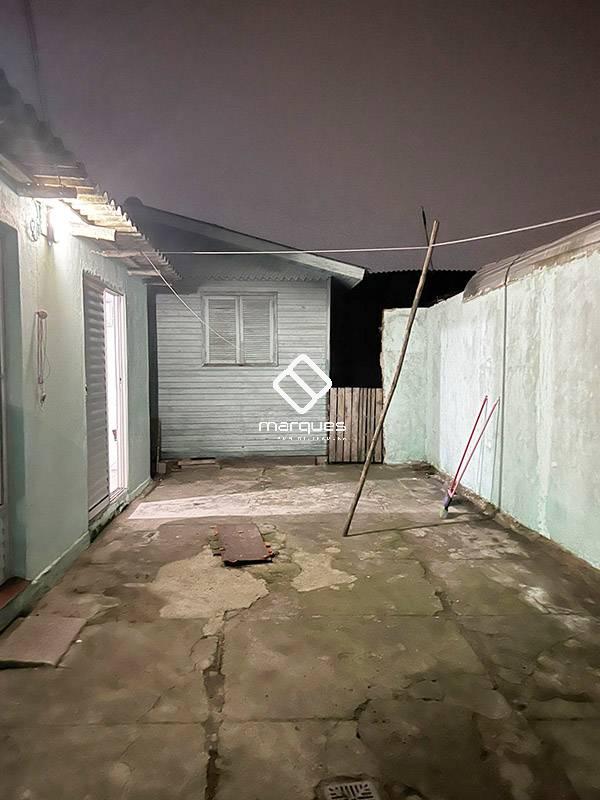 Casa com 2 quartos, 1 banheiro e 100m² à venda no bairro Areal, Pelotas