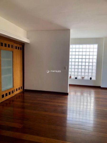 Cobertura com 3 quartos, 3 banheiros e 249m² à venda no bairro Centro, Pelotas