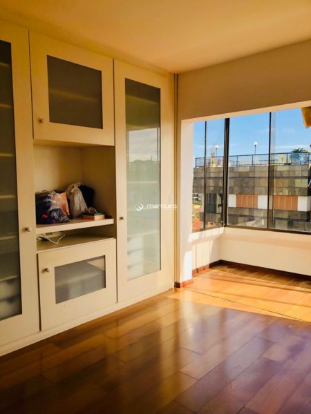 Cobertura com 3 quartos, 3 banheiros e 249m² à venda no bairro Centro, Pelotas
