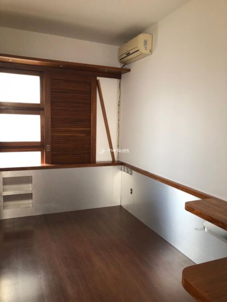 Cobertura com 3 quartos, 3 banheiros e 249m² à venda no bairro Centro, Pelotas