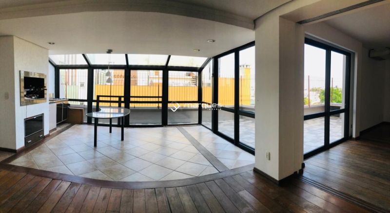 Cobertura com 3 quartos, 3 banheiros e 249m² à venda no bairro Centro, Pelotas