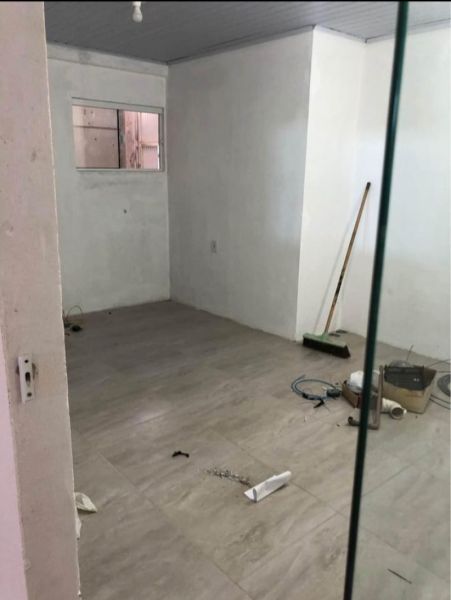 Pavilhão com 450m² à venda no bairro Três Vendas, Pelotas