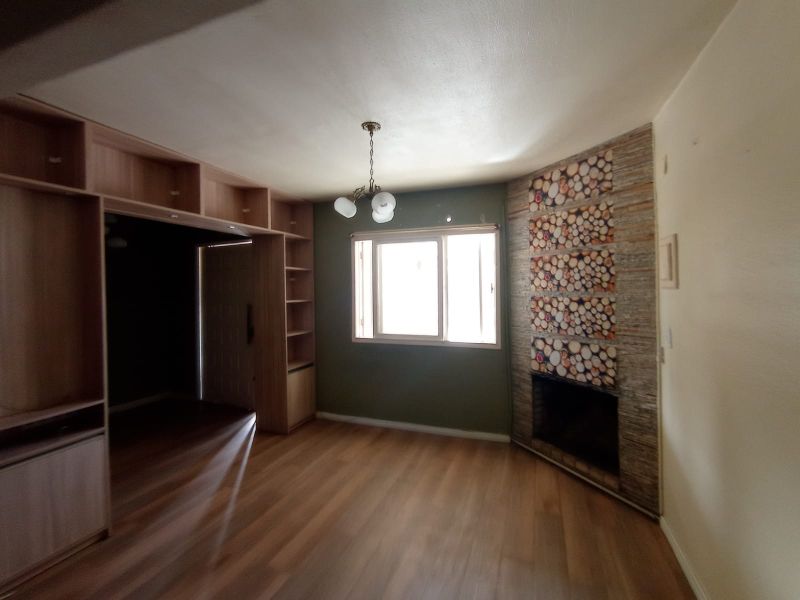 Casa com 3 quartos, 4 banheiros e 200m² à venda no bairro Areal, Pelotas
