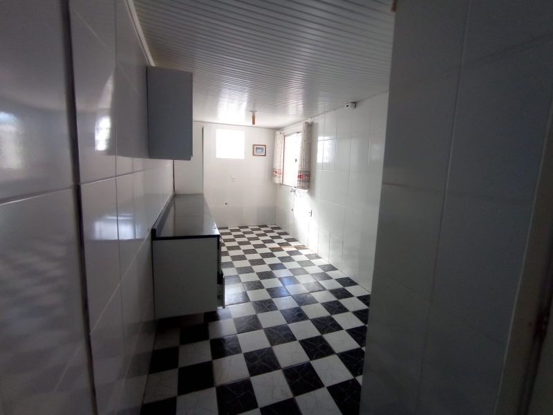 Casa com 3 quartos, 4 banheiros e 200m² à venda no bairro Areal, Pelotas