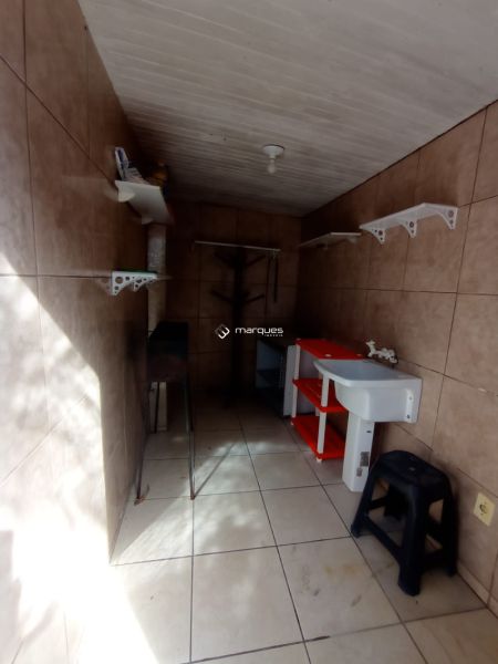 Casa com 3 quartos, 4 banheiros e 200m² à venda no bairro Areal, Pelotas
