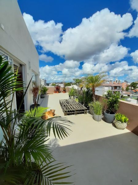 Apartamento com 2 quartos, 1 banheiro e 108m² à venda no bairro Centro, Pelotas