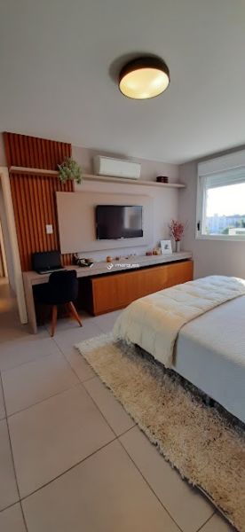 Apartamento com 2 quartos, 1 banheiro e 108m² à venda no bairro Centro, Pelotas