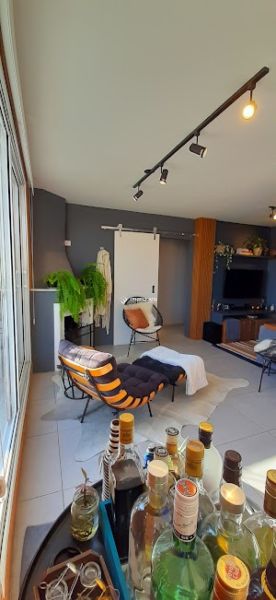 Apartamento com 2 quartos, 1 banheiro e 108m² à venda no bairro Centro, Pelotas