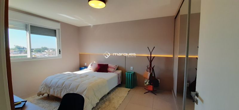 Apartamento com 2 quartos, 1 banheiro e 108m² à venda no bairro Centro, Pelotas