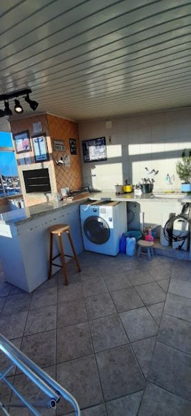 Apartamento com 2 quartos, 1 banheiro e 108m² à venda no bairro Centro, Pelotas