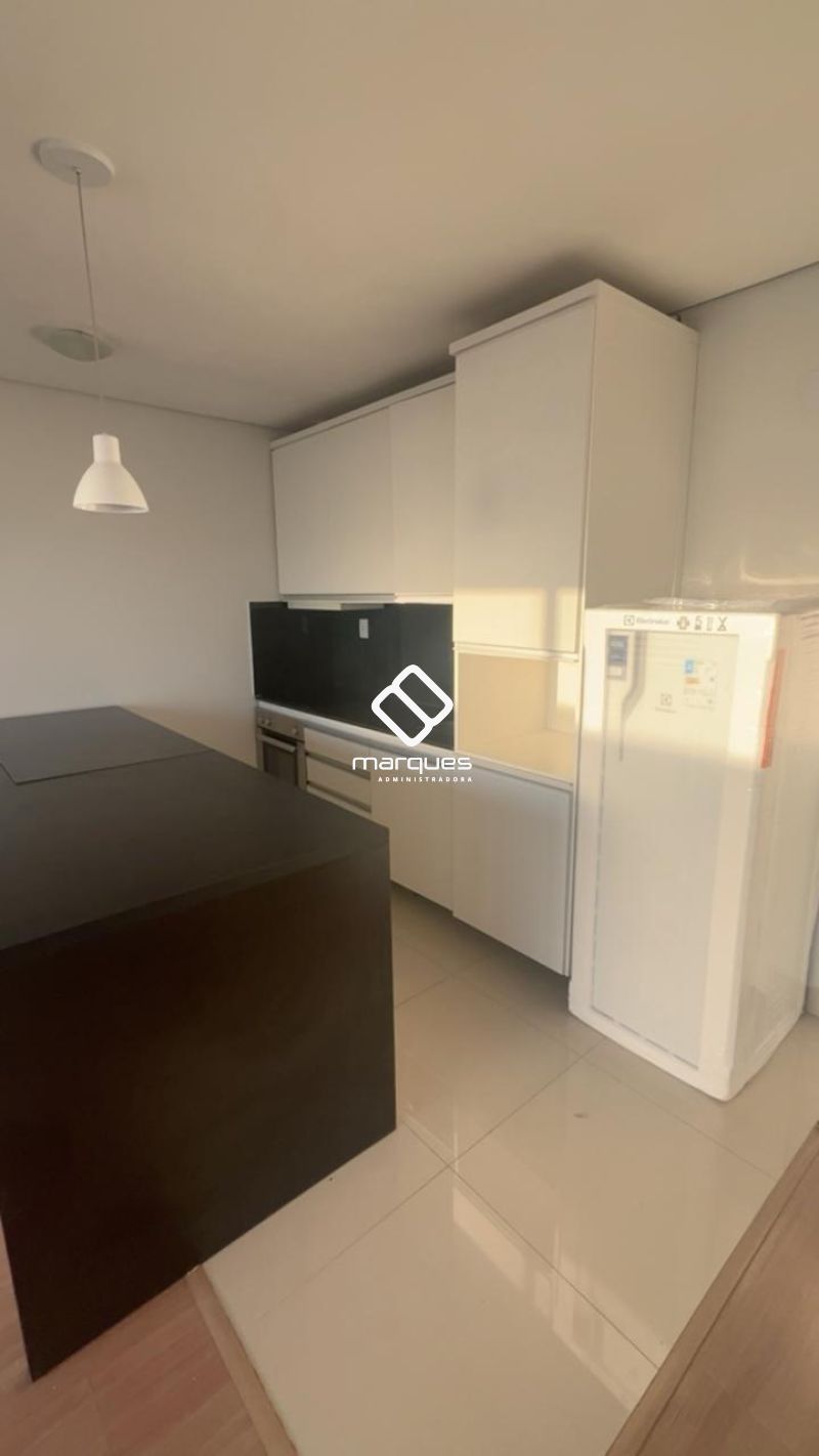 Apartamento com 1 quarto, 1 banheiro e 55m² para alugar no bairro Centro, Pelotas