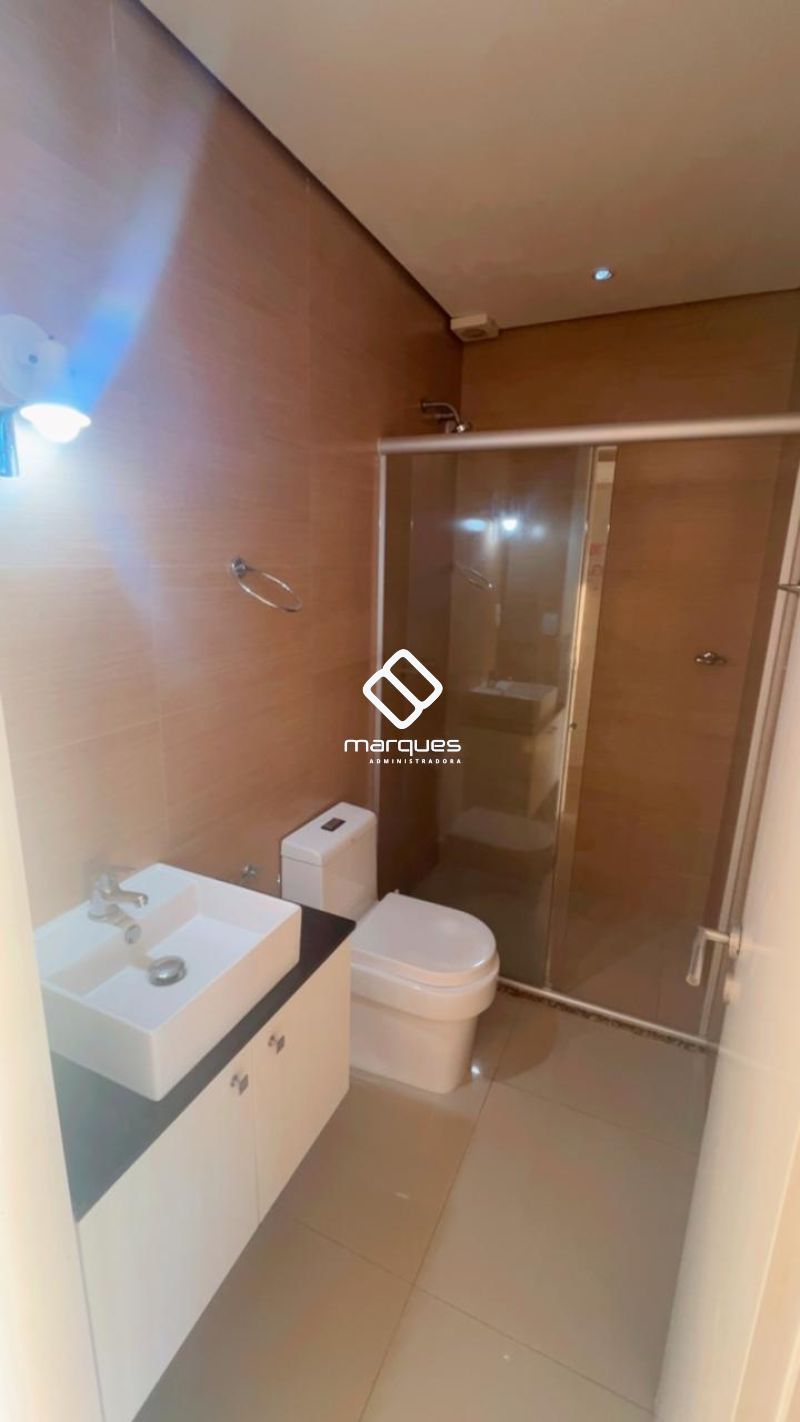 Apartamento com 1 quarto, 1 banheiro e 55m² para alugar no bairro Centro, Pelotas