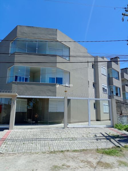 Apartamento com 3 quartos, 2 banheiros e 90m² à venda no bairro Areal, Pelotas