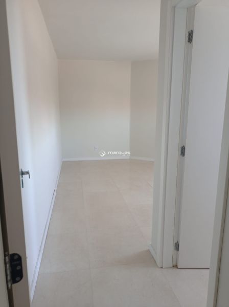 Apartamento com 3 quartos, 2 banheiros e 90m² à venda no bairro Areal, Pelotas