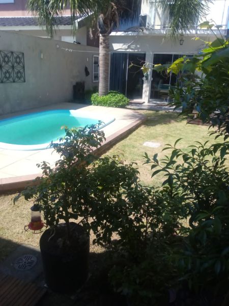 Casa com 3 quartos, 3 banheiros e 160m² à venda no bairro Laranjal, Pelotas