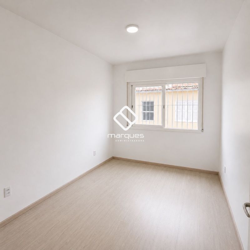Apartamento com 2 quartos e 1 banheiro para alugar no bairro Centro, Pelotas