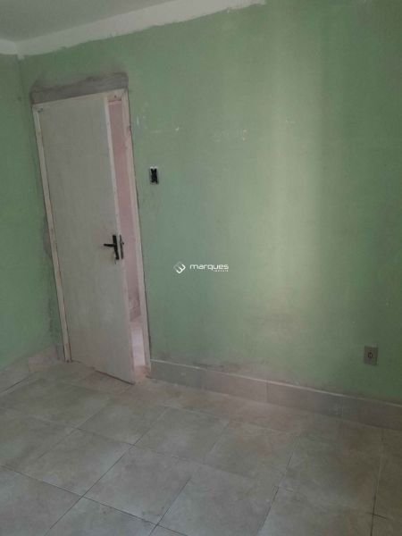 Casa com 2 quartos, 1 banheiro e 96m² à venda no bairro Centro, Pelotas