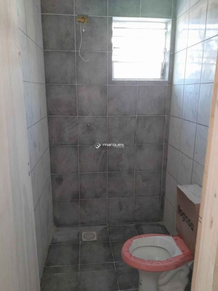Casa com 2 quartos, 1 banheiro e 96m² à venda no bairro Centro, Pelotas
