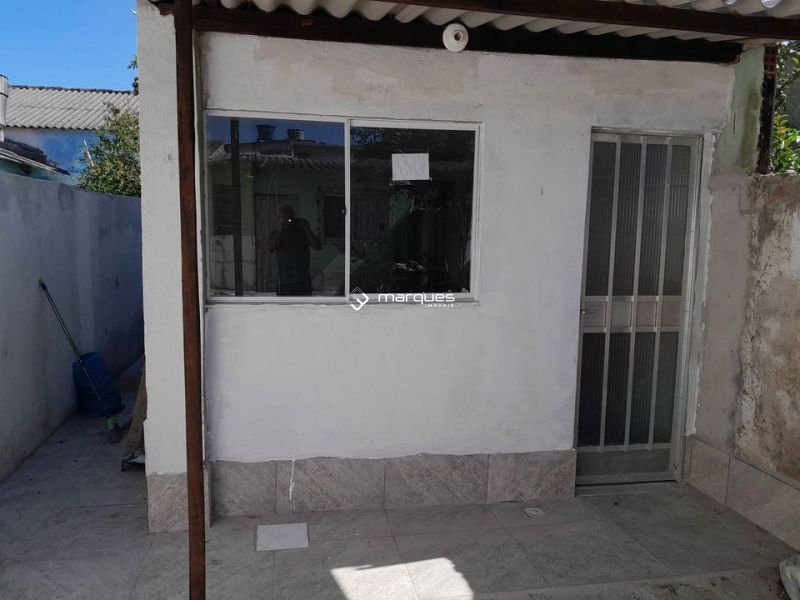 Casa com 2 quartos, 1 banheiro e 96m² à venda no bairro Centro, Pelotas