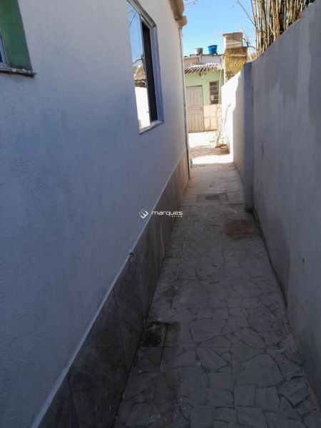 Casa com 2 quartos, 1 banheiro e 96m² à venda no bairro Centro, Pelotas