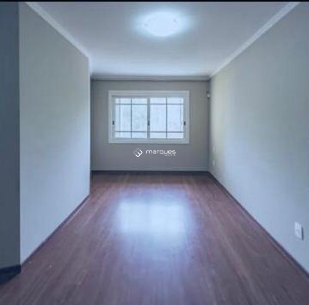 Casa com 4 quartos, 4 banheiros e 429m² à venda no bairro Laranjal, Pelotas