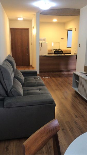 Apartamento com 1 quarto, 1 banheiro e 82m² à venda no bairro Centro, Pelotas