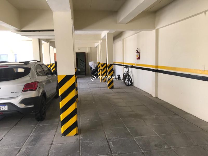 Apartamento com 2 quartos, 1 banheiro e 80m² à venda no bairro Centro, Pelotas