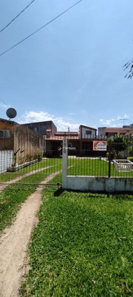 Casa com 2 quartos, 2 banheiros e 110m² à venda no bairro Três Vendas, Pelotas