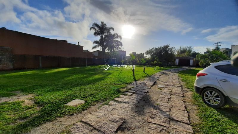 Sobrado com 4 quartos, 6 banheiros e 750m² à venda no bairro Recanto de Portugal, Pelotas