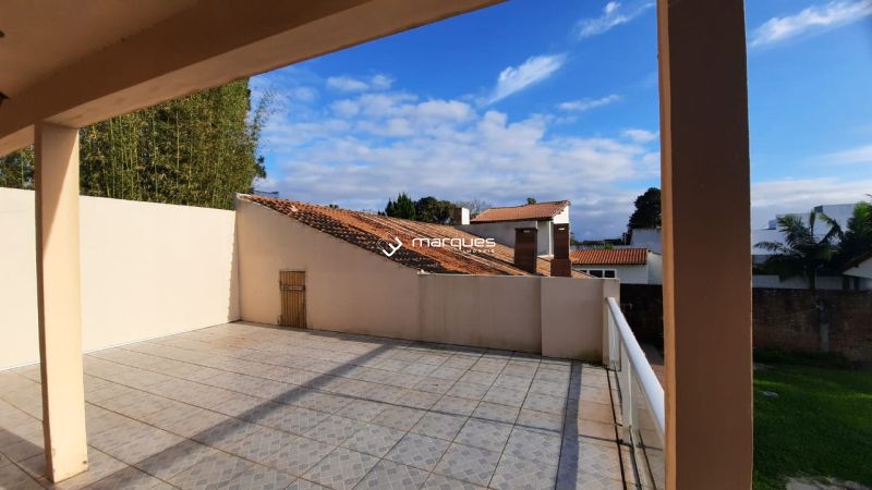 Sobrado com 4 quartos, 6 banheiros e 750m² à venda no bairro Recanto de Portugal, Pelotas