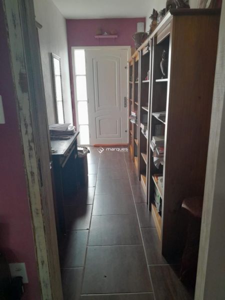 Casa com 2 quartos, 2 banheiros e 78m² à venda no bairro Areal, Pelotas